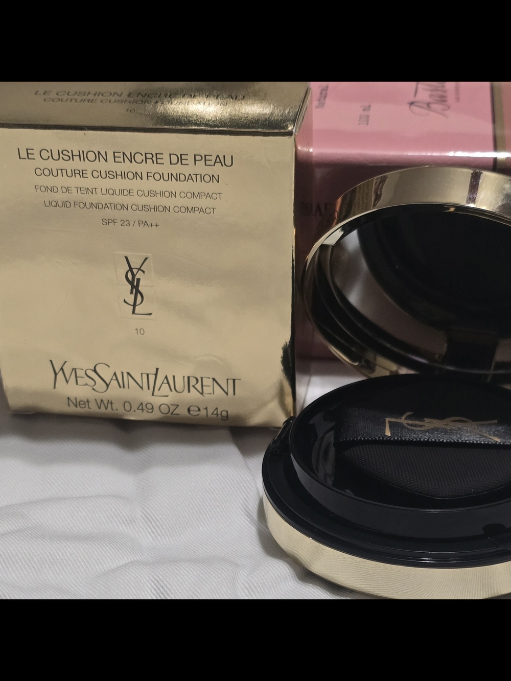 Yves Saint Laurent Cushion 10 Encore De Peau Luminous Matte Cushion Foundation. - Picture 4 of 5